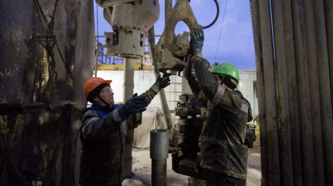 Приходите на Русия от петрол растат с 50% от началото на годината