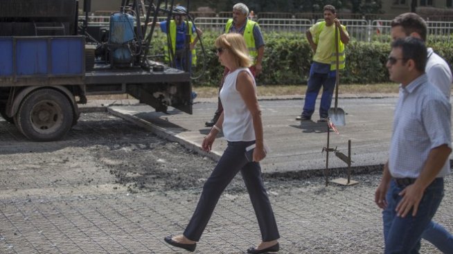 Йорданка Фандъкова: Започва тежък ремонт по бул. "България"