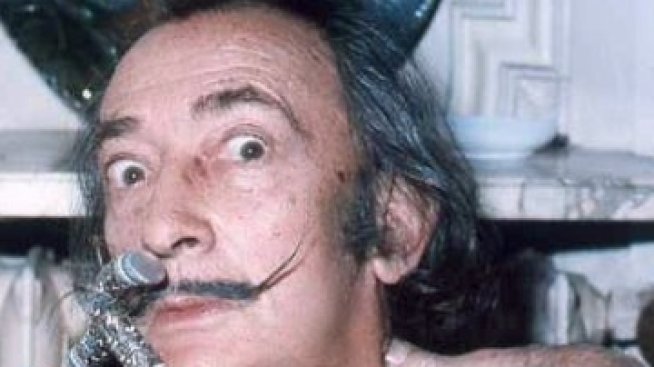 Салвадор Дали с най-хубави мустаци на всички времена