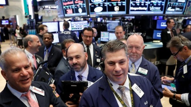 Въпреки спада в петък щатските борси са на плюс за седмицата