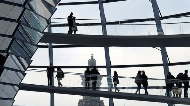 Икономическият растеж на еврозоната ще пострада от търговската война