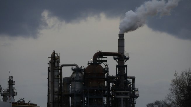 Цената на петрола прави муден опит за възстановяване*