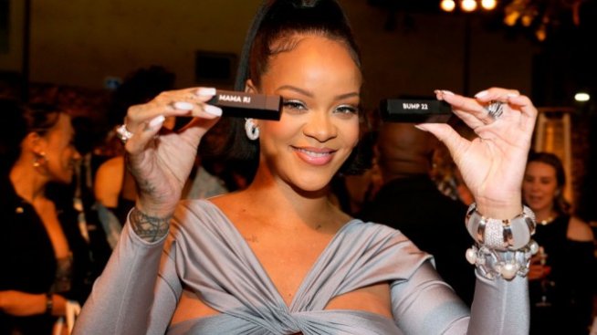 Риана и режисьорът Питър Джаксън се наредиха сред милиардерите на Forbes