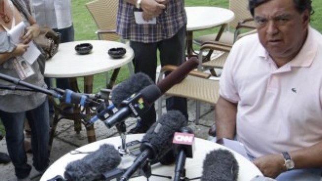 САЩ удължиха търговското ембарго срещу Куба