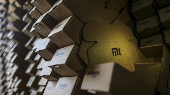 Акциите на Xiaomi записват рали преди излизането на новия ѝ отчет