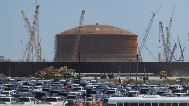 Износът на американски LNG за Европа е намалял през юни с ръста на цените в Азия