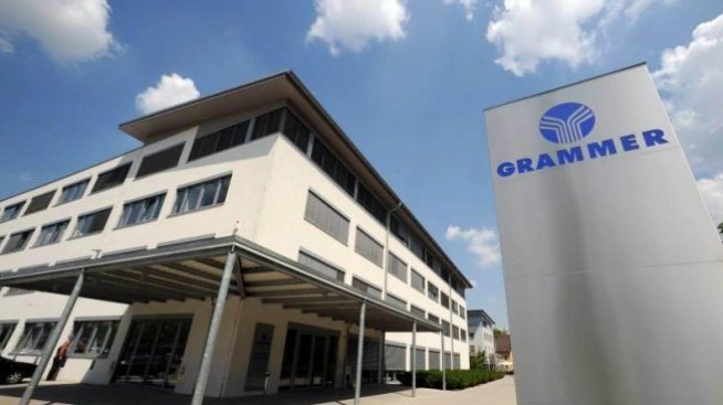 Китайци купуват германски поддоставчик със завод в България 