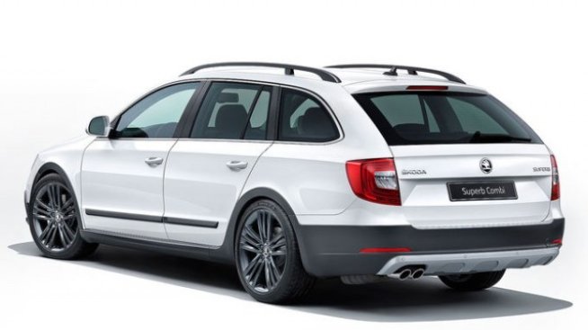 Skoda показа проходимата версия на Superb