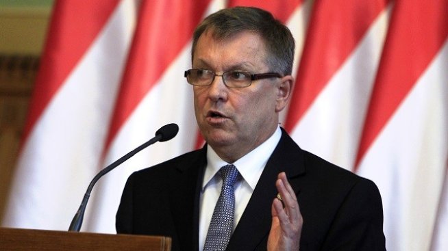 Унгарската централна банка поема по пътя на количествените улеснения