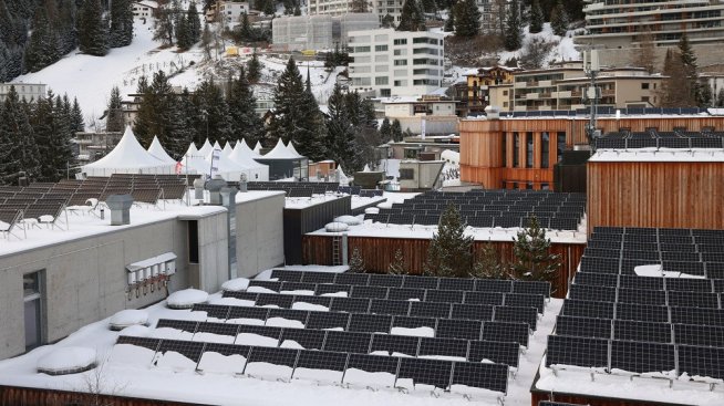 Слънце и сняг - добра комбинация за производството на зелена енергия в Швейцария