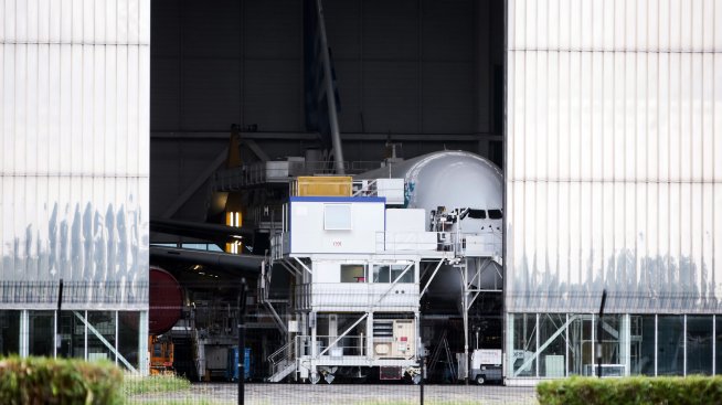 Airbus понижи целта за доставките на самолети за годината с близо 4%