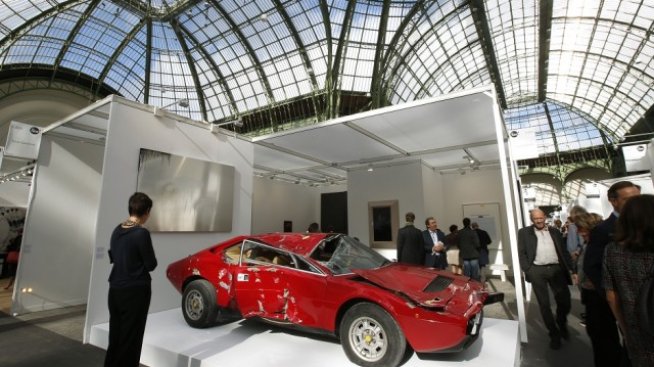 Потрошено Ferrari бе продадено шест пъти по-скъпо