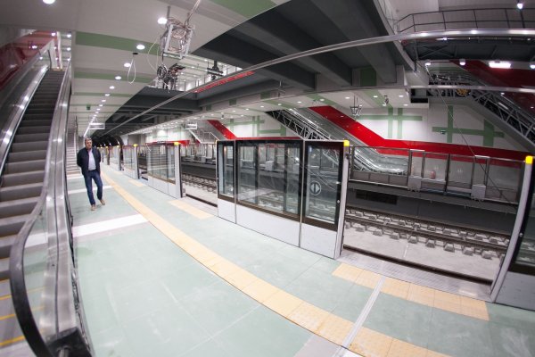
	Строителството на третия лъч на метрото в София провериха кметът Йорданка Фандъкова и директорът на "Метрополитен" ЕАД Стоян Братоев.&nbsp;Снимка: Димитър Кьосемарлиев, Investor Media Group
