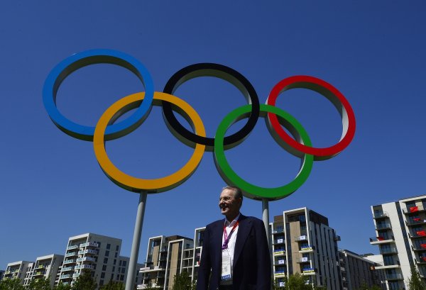 
	Останалите 10% са за ръководството на МОК или за резерв. Стотици милиони евро МОК е заделил за черни дни &ndash; например в случай, че игрите се провалят. Това обаче през тази година едва ли ще се случи. 
