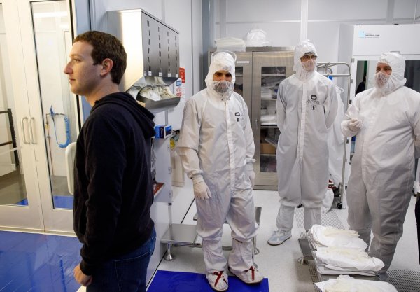 
	Снимки: Facebook
