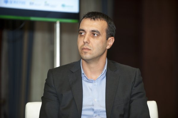 
	Росен Маринов, изпълнителен директор, Датикум АД
