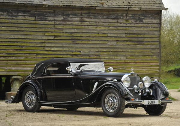 
	Продадена за: 690 000 евро
	
	Купето е дело на H. J. Mulliner.
