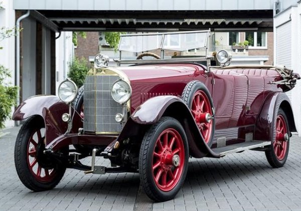 
	Очаквана цена: 450 000 &ndash; 650 000 евро
