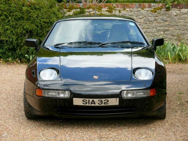 
	Porsche 928 S4 Strosek&nbsp;

	Цена: 31 863 долара

