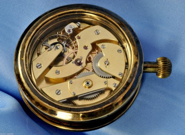 
	Patek Philippe Observatory Chronometer

	Цена: 24 000
