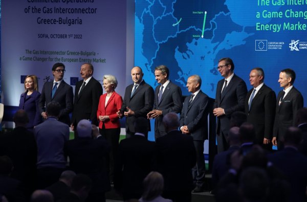 На събитието присъстват Президентът Румен Радев, Стево Пендаровски, Александър Вучич, Урсула фон дер Лайен Кириакос Мицотакис. Снимка: МС