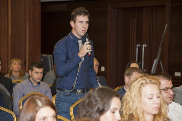 
	Въпроси от публиката
