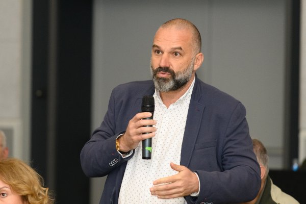 Снимка: Investor Media Group