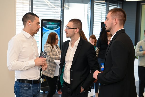 Снимка: Investor Media Group