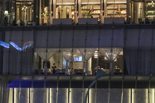 
	Снимки: Bloomberg
