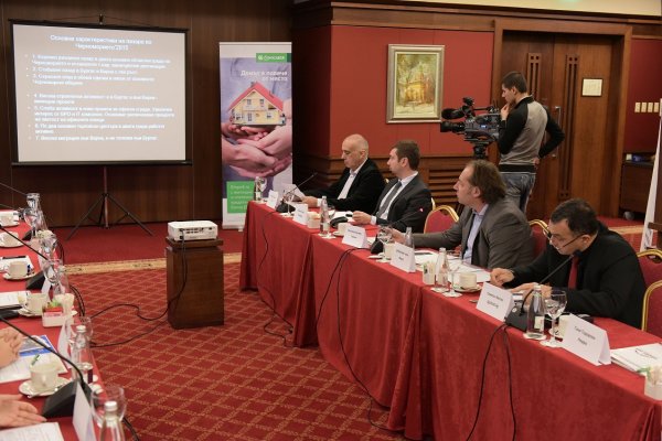 
	Годишни награди на Imoti.net - кръгла маса за сектора на имотите.

	Снимки: Investor.bg
