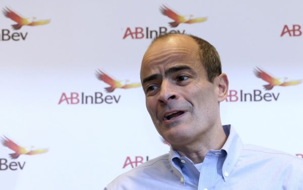 
	53-годишният Брито направи от малкия бразилски производител на бира най-голямата пивоварна в света. За тази цел той се реши на рискови придобивания като тези на американската пивоварна Anheuser-Busch през 2008 г. и на Grupo Modelo от Мексико през 2013 г. Групата има пазарна стойност от 169 милиарда долара и е четвъртият по големина производител на потребителски стоки в света.

	Брито промени бразилската корпоративна култура. Той обръща голямо внимание на разходите, има иновативен подход за създаване на марки, мрази индивидуалните стаи в офисите и носи дънки на работа.
	&nbsp;
