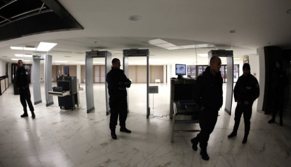 
	Системата за сигурност е сред най-добрите в Европа.&nbsp;Снимка: Олег Попов, Investor Media Group
