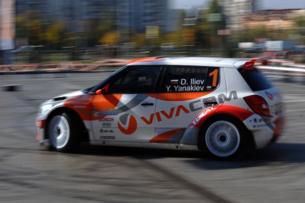 
	Vivacom е вложила в онлайн реклама&nbsp;14,6% от инвестиците на лидера Mobiltel.&nbsp;Снимка: Vivacom
