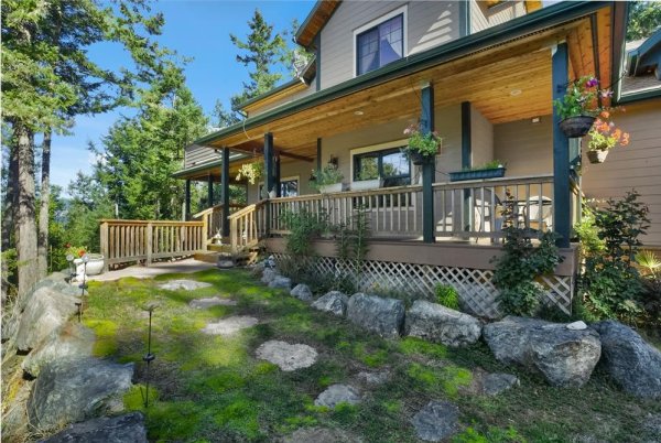 
	Имотът в Оркас Айлънд.&nbsp;

	Снимки:&nbsp;BitPremier
