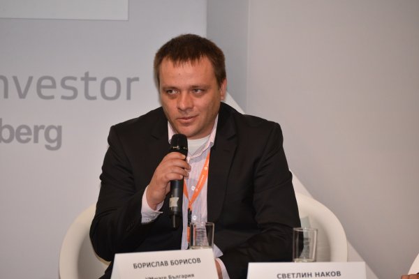 
	Старши директорът &bdquo;Развитие и разработка на софтуер&rdquo; във VМware България Борислав Борисов
