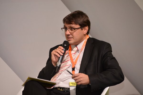 
	Кирил Вълчев, Дарик радио
