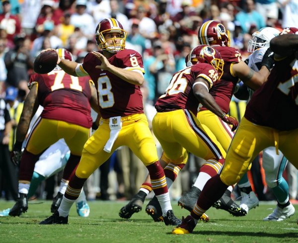 
	Петото място се заема от Washington Redskins, отбор по американки футбол. Forbes оценява тима на 2,85 млрд. долара.
