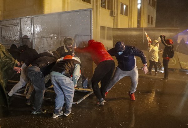 Снимка: EPA/ZURAB KURTSIKIDZE