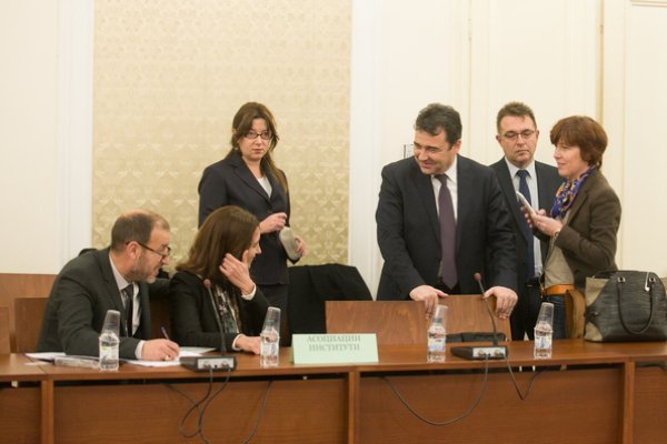 
	Заседание на парламентарната бюджетна комисия.&nbsp;Снимка: Димитър Кьосемарлиев, Investor Media Group
