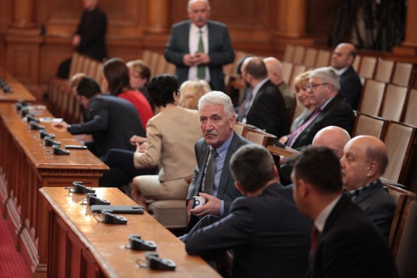 
	НС отхвърли ветото на президента Румен Радев върху промените в Изборния кодекс.&nbsp;Снимка: Димитър Кьосемарлиев, Investor Media Group
