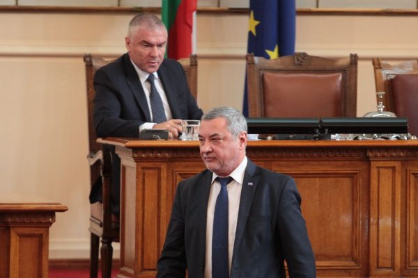 
	НС отхвърли ветото на президента Румен Радев върху промените в Изборния кодекс.&nbsp;Снимка: Димитър Кьосемарлиев, Investor Media Group
