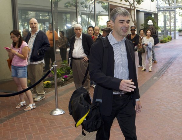 
	Пейдж старши е един от първите изследователи в областта на компютърните науки и на изкуствената интелигентност. През 1965 г. той става доктор по още младата специалност &quot;Информатика&quot; и разработва магистърска програма по компютърни науки в Мичиганския университет, където е един от първите преподаватели.

	Снимка: Архив Ройтерс
