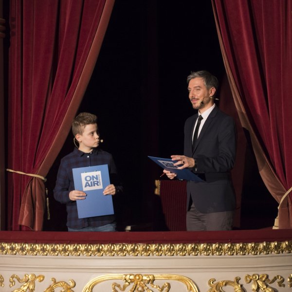 
	Снимки: Investor Media Group
