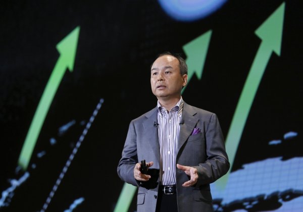 
	6. Президентът на Softbank Corp. Масайоши Сон

	10,3 млрд. долара на ден и богатство в размер на 19,1 млрд. долара в края на 2013 г.
