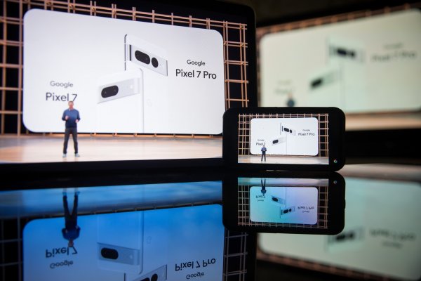 
	Снимки: Bloomberg LP
