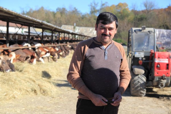 
	Иван Данчев, фермер от троянското село Добродан. Снимка: Биоселена
