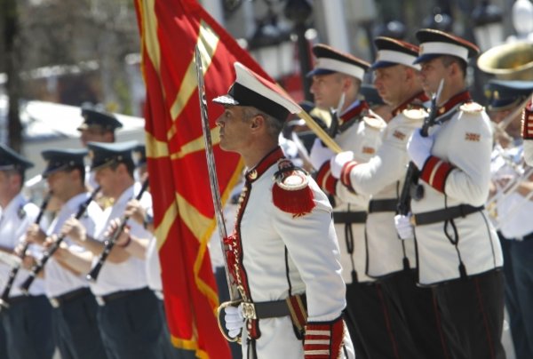 
	Посрещането на премиера Бойко Борисов в Скопие. Снимка: Олег Попов, Investor Media Group 
