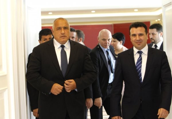 
	Подписването на договора за добросъседство между България и Македония. Снимка: Олег Попов, Investor Media Group
