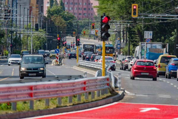 Улица "Опълченска" е важна връзка на западните и северни квартали с центъра на столицата. Снимка: Димитър Кьосемарлиев, Investor Media Group