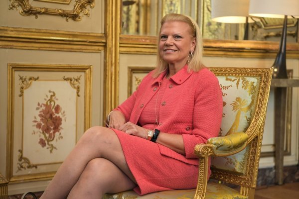 
	На девета позиция е Джини Ромети, която ръководи&nbsp;IBM.
